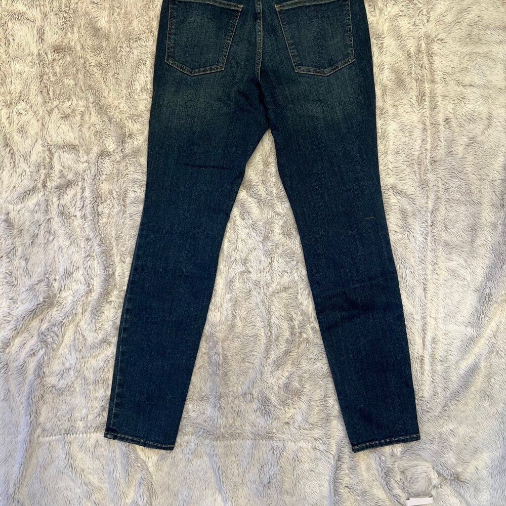 Universal Threads High Rise Skinny size 8 - Picture 4 of 5